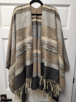 L'Anse Aztec Shawl (Grey)