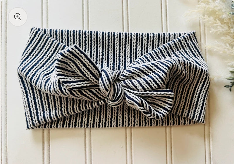 Olive Textured Faux Bow Headhug