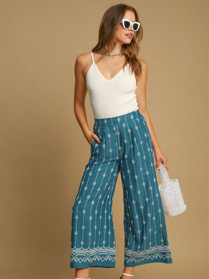 Albi Embroidered Crop Pants