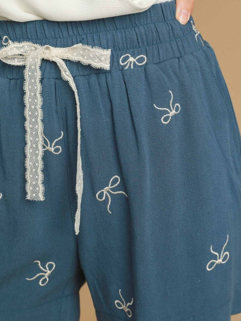 Colmar Linen Bow Embroidered Shorts