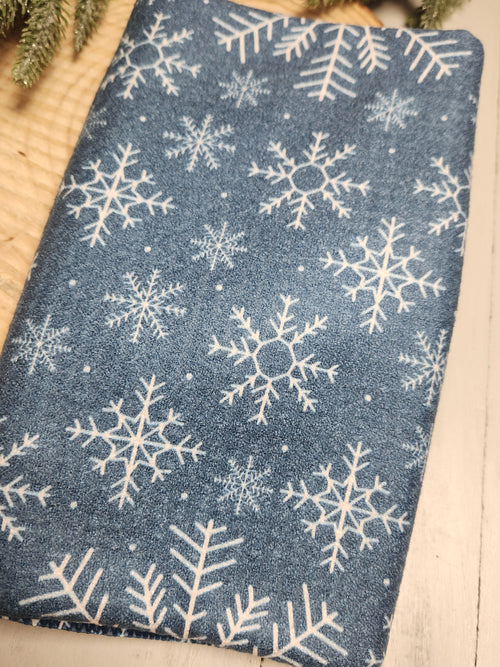 Waffle Kitchen Towel with Hanging Loop - Snowflakes