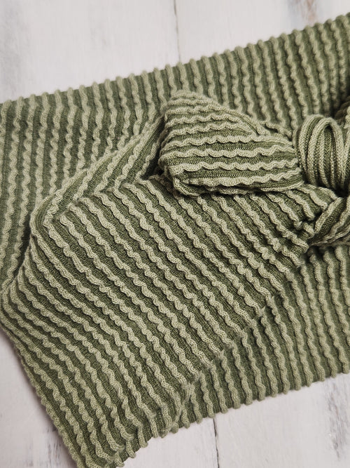 Olive Texture Faux Bow Headhug