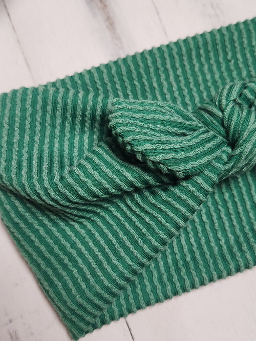 Holiday Green Textured Faux Bow Headhug