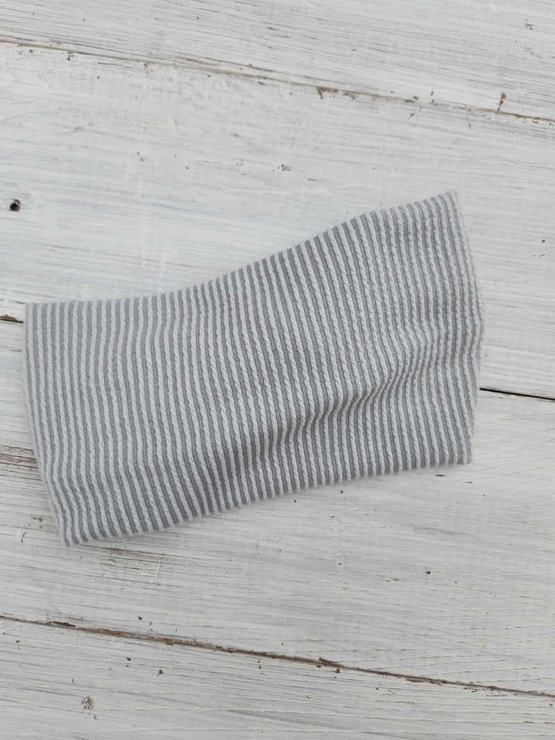 Grey Textured Faux Bow Headhug