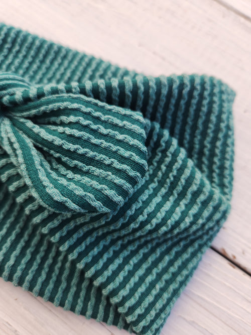 Green Textured Faux Bow Headhug