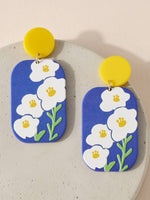 Daisy Floral Acrylic Earrings